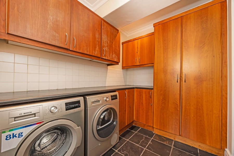 4 Bedroom Property for Sale in Boschenmeer Golf Country Estate Western Cape